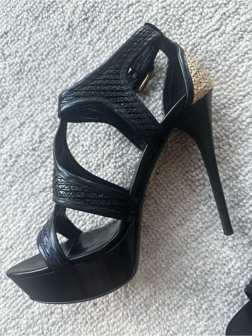 Burberry Raffia & Black Leather Strappy High Platform Sandals- Never Worn - Picture 5 of 8